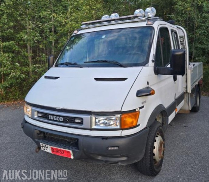 2003 Iveco Daily 55C15 Lastebil Kran Pallegaffel Rep.objekt - Pritsche LKW: das Bild 1 2003 Iveco Daily 55C15 Lastebil Kran Pallegaffel Rep.objekt - Pritsche LKW: das Bild 1