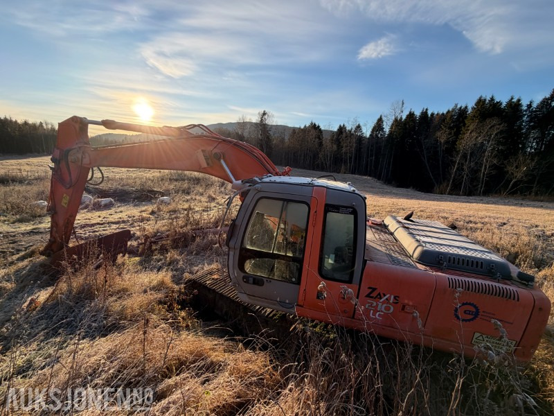 2004 Hitachi ZX210 LC beltegraver - REP.objekt - Bagger: das Bild 4 2004 Hitachi ZX210 LC beltegraver - REP.objekt - Bagger: das Bild 4