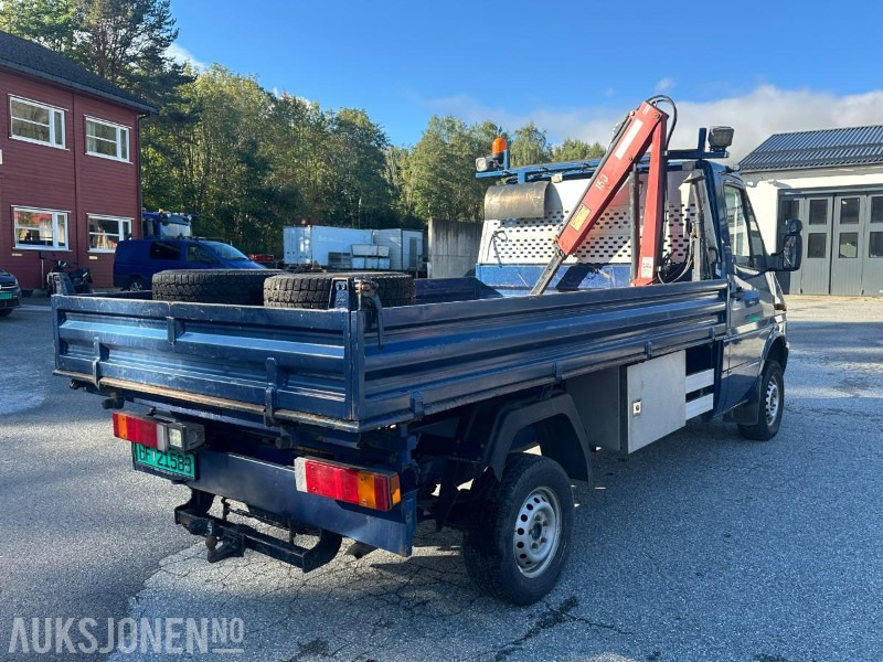 2004 Mercedes-Benz 313 CDI SPRINTER 2.1-129 D - 4X4 - Kran - Tippkasse - 173782 km - Pritsche Transporter: das Bild 5 2004 Mercedes-Benz 313 CDI SPRINTER 2.1-129 D - 4X4 - Kran - Tippkasse - 173782 km - Pritsche Transporter: das Bild 5