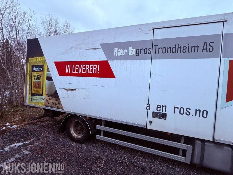 2005 Scania P270 Skapbil - 4X2 200000 km - EURO 3 200015 km m/ Kjølesystem - Koffer LKW: das Bild 5 2005 Scania P270 Skapbil - 4X2 200000 km - EURO 3 200015 km m/ Kjølesystem - Koffer LKW: das Bild 5