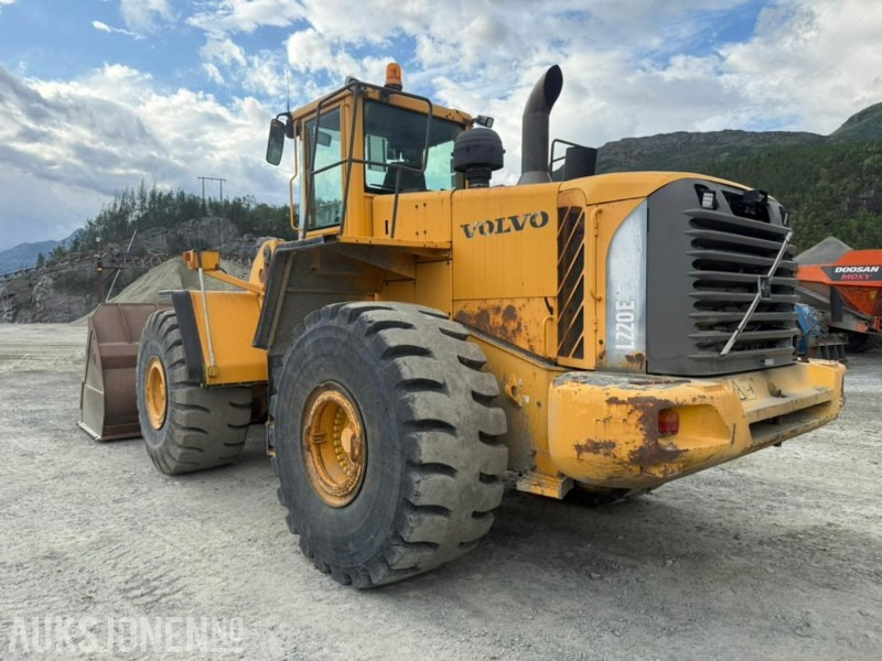 2005 Volvo L220E HJULLASTER - 15364 Timer - Radlader: das Bild 3 2005 Volvo L220E HJULLASTER - 15364 Timer - Radlader: das Bild 3