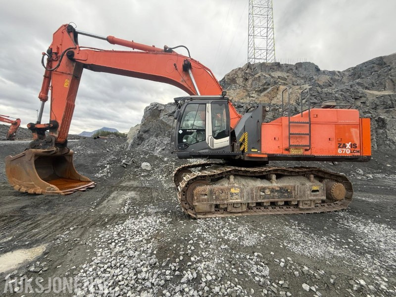 2008 Hitachi ZX670LCH-3 - GRAVEMASKIN - Bagger: das Bild 2 2008 Hitachi ZX670LCH-3 - GRAVEMASKIN - Bagger: das Bild 2