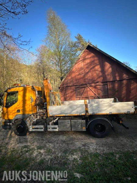 2008 Volvo FL-240 Kranbil med Tipp EU OK NY SERVICE SKRIVERKONTROLL - Autokran: das Bild 4 2008 Volvo FL-240 Kranbil med Tipp EU OK NY SERVICE SKRIVERKONTROLL - Autokran: das Bild 4