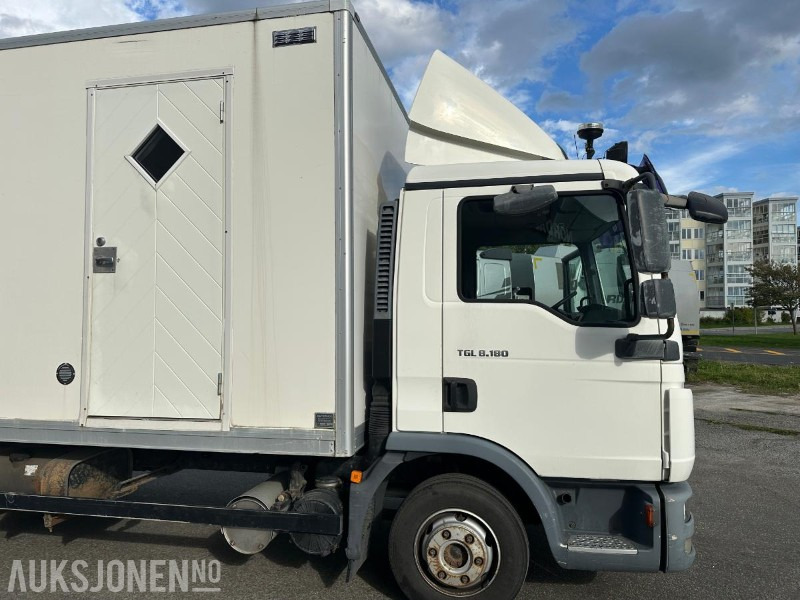 2010 MAN TGL8.1804X2BL SKAPBIL - 206034 KM. - Koffer LKW: das Bild 2 2010 MAN TGL8.1804X2BL SKAPBIL - 206034 KM. - Koffer LKW: das Bild 2