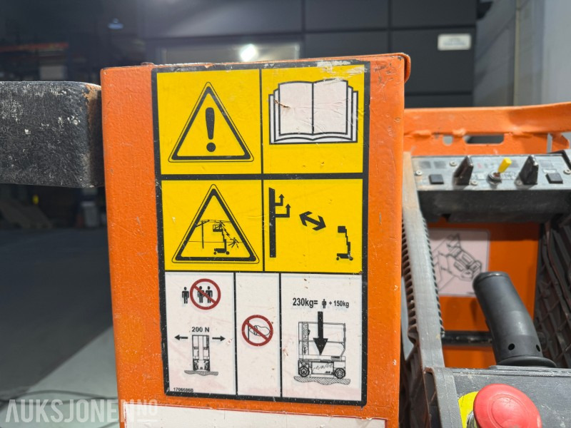 Arbeitsbühne 2011 JLG 1230ES Elektrisk mastelift med 5,6 m arbeidshøyde: das Bild 13 Arbeitsbühne 2011 JLG 1230ES Elektrisk mastelift med 5,6 m arbeidshøyde: das Bild 13