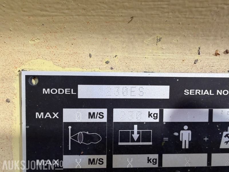 Arbeitsbühne 2011 JLG 1230ES Elektrisk mastelift med 5,6 m arbeidshøyde: das Bild 21 Arbeitsbühne 2011 JLG 1230ES Elektrisk mastelift med 5,6 m arbeidshøyde: das Bild 21