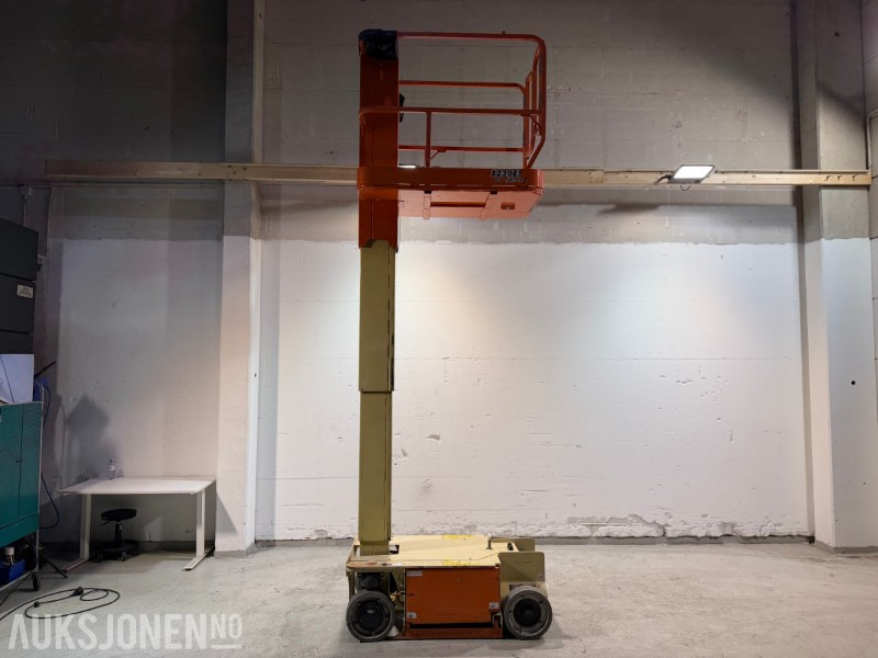 2011 JLG 1230ES Elektrisk mastelift med 5,6 m arbeidshøyde - Arbeitsbühne: das Bild 3 2011 JLG 1230ES Elektrisk mastelift med 5,6 m arbeidshøyde - Arbeitsbühne: das Bild 3