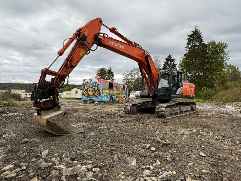 2013 Hitachi ZX250LC-5B,Servicehistorikk, Tiltrotator,sorterings-/rivningsklype,pigghammer, 3 skuffer - Bagger: das Bild 1 2013 Hitachi ZX250LC-5B,Servicehistorikk, Tiltrotator,sorterings-/rivningsklype,pigghammer, 3 skuffer - Bagger: das Bild 1