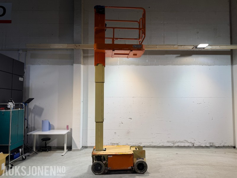 2013 JLG 1230ES Elektrisk mastelift med 5,6 m arbeidshøyde - Arbeitsbühne: das Bild 1 2013 JLG 1230ES Elektrisk mastelift med 5,6 m arbeidshøyde - Arbeitsbühne: das Bild 1