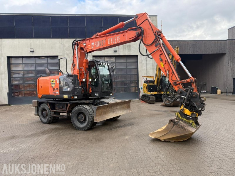2014 Hitachi Zaxis 140W HJULGRAVER ENGCON TILTROTATOR SERVICEHISTORIKK SENTRALSMØRING. - Bagger: das Bild 3 2014 Hitachi Zaxis 140W HJULGRAVER ENGCON TILTROTATOR SERVICEHISTORIKK SENTRALSMØRING. - Bagger: das Bild 3