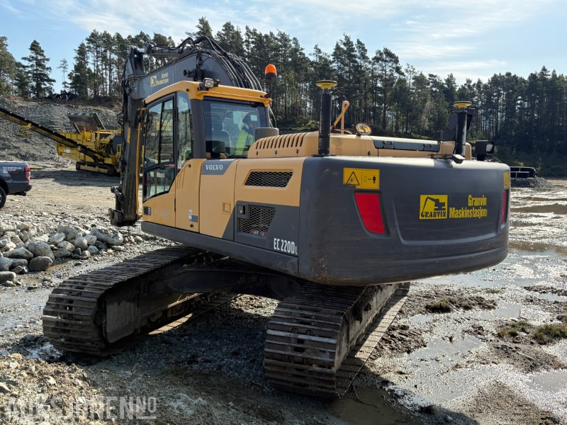 2014 Volvo EC 220DL - 10 656 timer - sertifisert - Bagger: das Bild 4 2014 Volvo EC 220DL - 10 656 timer - sertifisert - Bagger: das Bild 4