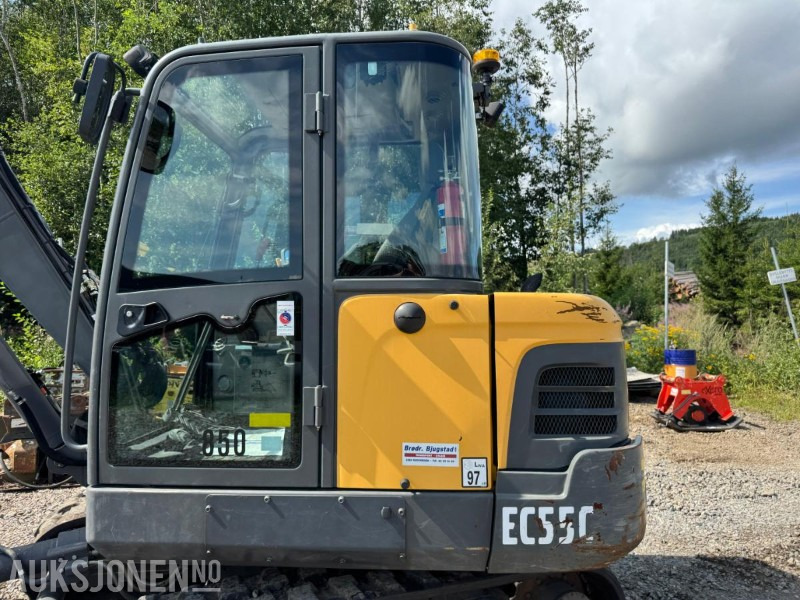 2015 Volvo EC55C GRAVEMASKIN MED KUN 1556 TIMER PÅ TELLEREN - Bagger: das Bild 5 2015 Volvo EC55C GRAVEMASKIN MED KUN 1556 TIMER PÅ TELLEREN - Bagger: das Bild 5