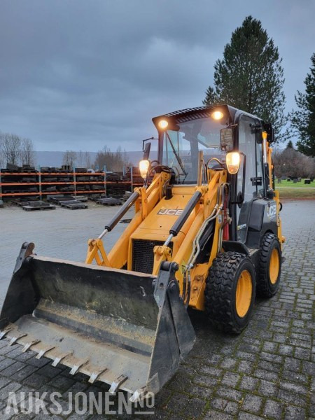 2016 JCB 1CX - Traktorgraver med graveskuff og frontlaster - Baggerlader: das Bild 1 2016 JCB 1CX - Traktorgraver med graveskuff og frontlaster - Baggerlader: das Bild 1