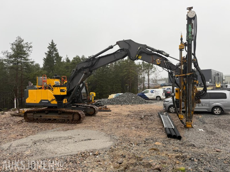 2016 VOLVO EC300EL BELTEGRAVER M/BORTÅRN - SERVICEHISTORIKK - ENGCON TILTROTATOR - MASKINSTYRING - SENTRALSMØRING. - Kettenbagger: das Bild 2 2016 VOLVO EC300EL BELTEGRAVER M/BORTÅRN - SERVICEHISTORIKK - ENGCON TILTROTATOR - MASKINSTYRING - SENTRALSMØRING. - Kettenbagger: das Bild 2