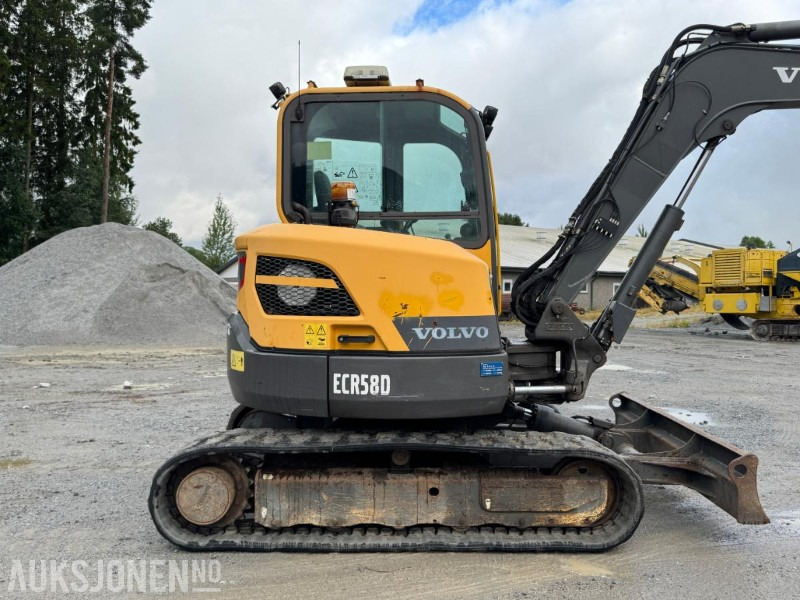 2016 Volvo ecr58d beltegraver 4301t, tiltrotator, pusseskuff,steinskuff - Minibagger: das Bild 3 2016 Volvo ecr58d beltegraver 4301t, tiltrotator, pusseskuff,steinskuff - Minibagger: das Bild 3