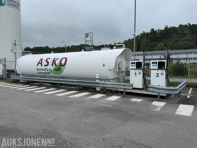 2017 Komplett dieseltankanlegg – 50 000 liter med pumper og dobbelvegget ståltank - Baugeräte: das Bild 1 2017 Komplett dieseltankanlegg – 50 000 liter med pumper og dobbelvegget ståltank - Baugeräte: das Bild 1