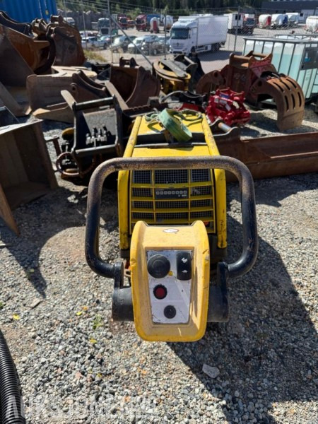 2018 Wacker Neuson DPU80 vibroplate / 771kg - Walzen: das Bild 3 2018 Wacker Neuson DPU80 vibroplate / 771kg - Walzen: das Bild 3