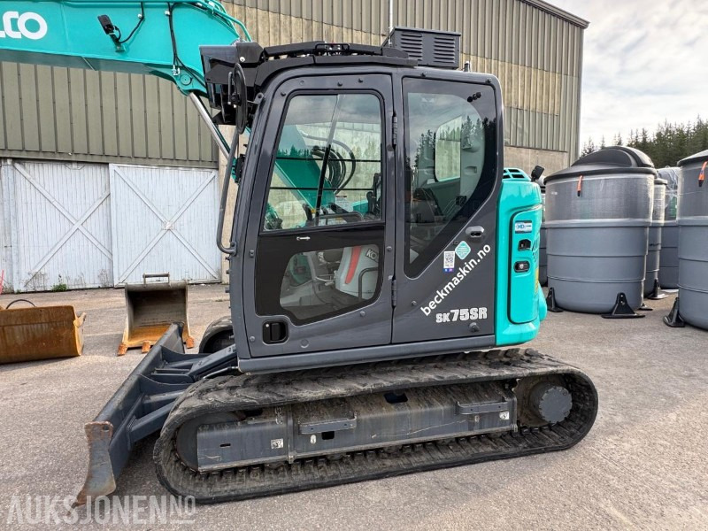 2020 Kobelco SK75SR-7 GRAVEMASKIN MED 2 SKUFFER OG SORTERINGSKLYPE - Bagger: das Bild 4 2020 Kobelco SK75SR-7 GRAVEMASKIN MED 2 SKUFFER OG SORTERINGSKLYPE - Bagger: das Bild 4