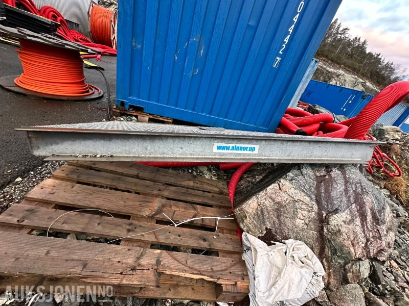 2020 Lintec container-rampe, kap 6000 kg - Baugeräte: das Bild 3 2020 Lintec container-rampe, kap 6000 kg - Baugeräte: das Bild 3