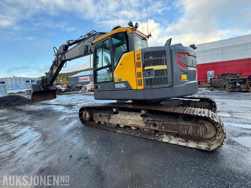 Kettenbagger 2020 Volvo ECR 235EL Gravemaskin - S70 feste - Pusskuffe - Sentralsmøring - bunkringspumpe - Tiltrotator - Pusskuffe - Sertifisert: das Bild 8 Kettenbagger 2020 Volvo ECR 235EL Gravemaskin - S70 feste - Pusskuffe - Sentralsmøring - bunkringspumpe - Tiltrotator - Pusskuffe - Sertifisert: das Bild 8
