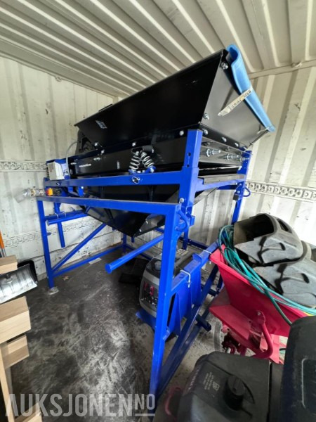 2021 Flexiever - Mini Screener / Soldemaskin / Sikt - Med Briggs & Stratton aggregat - Ubrukt - Siebmaschine: das Bild 2 2021 Flexiever - Mini Screener / Soldemaskin / Sikt - Med Briggs & Stratton aggregat - Ubrukt - Siebmaschine: das Bild 2