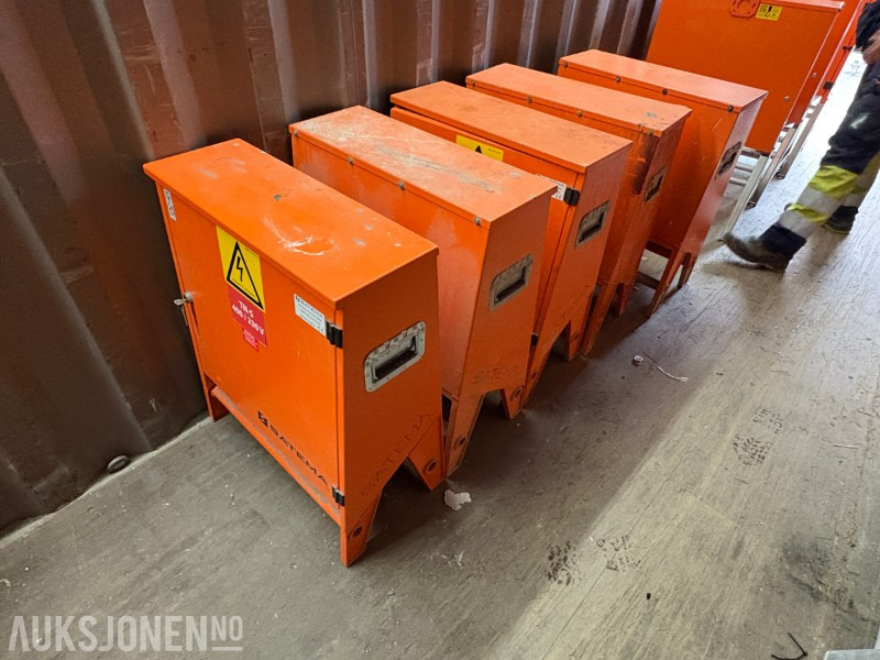 2022 Byggestrømskap Satema 63A 400/230V - 3 stk - Baugeräte: das Bild 1 2022 Byggestrømskap Satema 63A 400/230V - 3 stk - Baugeräte: das Bild 1