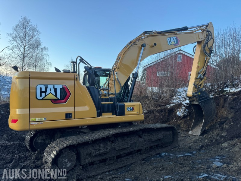 2023 Cat 323-07 GRAVEMAKINEN TILTROTATOR, 2 SKUFFER, DIESELVARMER, KUN 435 TIMER PÅ TELLEREN FFER, DIESELVARMER, MAKIN GPS - Bagger: das Bild 2 2023 Cat 323-07 GRAVEMAKINEN TILTROTATOR, 2 SKUFFER, DIESELVARMER, KUN 435 TIMER PÅ TELLEREN FFER, DIESELVARMER, MAKIN GPS - Bagger: das Bild 2