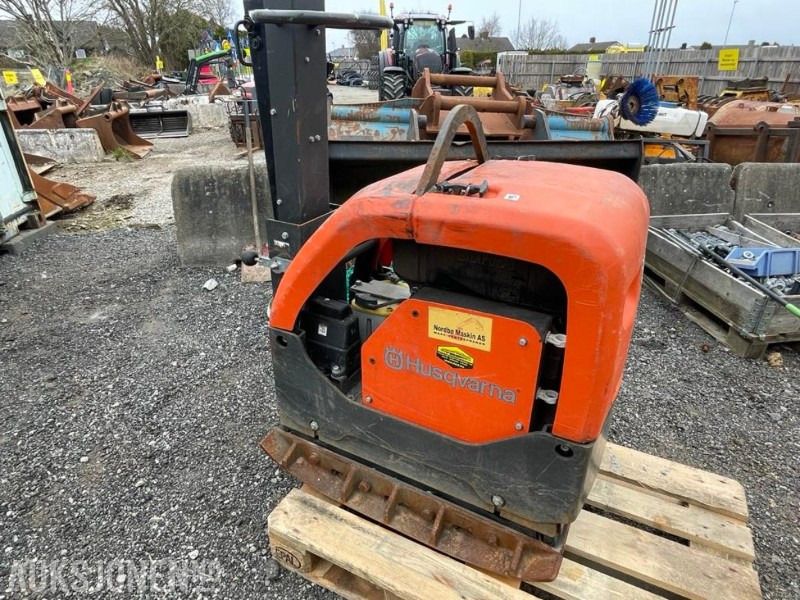 2023 Husqvarna LG 504 Vibroplate - Diesel - 470 kg. - 138 timer. - Walzen: das Bild 1 2023 Husqvarna LG 504 Vibroplate - Diesel - 470 kg. - 138 timer. - Walzen: das Bild 1