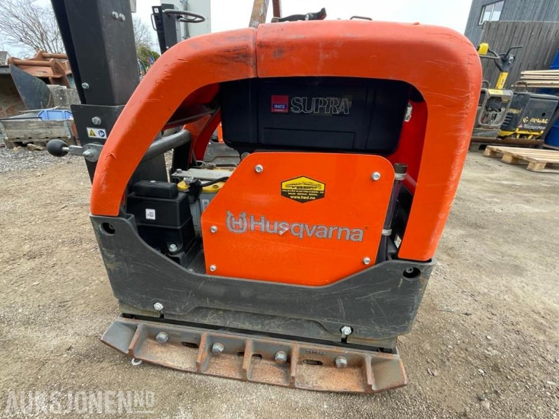 2023 Husqvarna LG 504 Vibroplate - Diesel - 470 kg. - 54 timer. - Walzen: das Bild 3 2023 Husqvarna LG 504 Vibroplate - Diesel - 470 kg. - 54 timer. - Walzen: das Bild 3