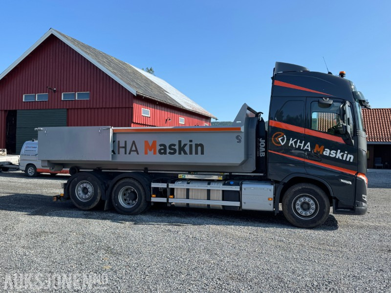2023 Volvo FH - Krokbil med Dumperkasse og Maskinflak - Abrollkipper: das Bild 4 2023 Volvo FH - Krokbil med Dumperkasse og Maskinflak - Abrollkipper: das Bild 4