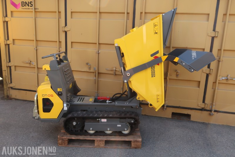 2023 Wacker Neuson DT05 beltedumper med selvlaster - kun 3 timer - Muldenkipper/ Dumper: das Bild 1 2023 Wacker Neuson DT05 beltedumper med selvlaster - kun 3 timer - Muldenkipper/ Dumper: das Bild 1