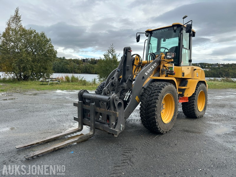 2024 Volvo L35GT HJULLASTER MED PALLEGAFFLER - 256 TIMER - Radlader: das Bild 3 2024 Volvo L35GT HJULLASTER MED PALLEGAFFLER - 256 TIMER - Radlader: das Bild 3