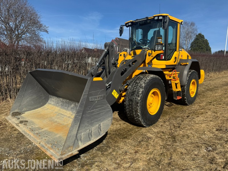 2024 Volvo L70H2 HJULLASTER MED SKUFFE, SETRALSMØRING, VEKT +++KUN 400 TIMER - Radlader: das Bild 2 2024 Volvo L70H2 HJULLASTER MED SKUFFE, SETRALSMØRING, VEKT +++KUN 400 TIMER - Radlader: das Bild 2