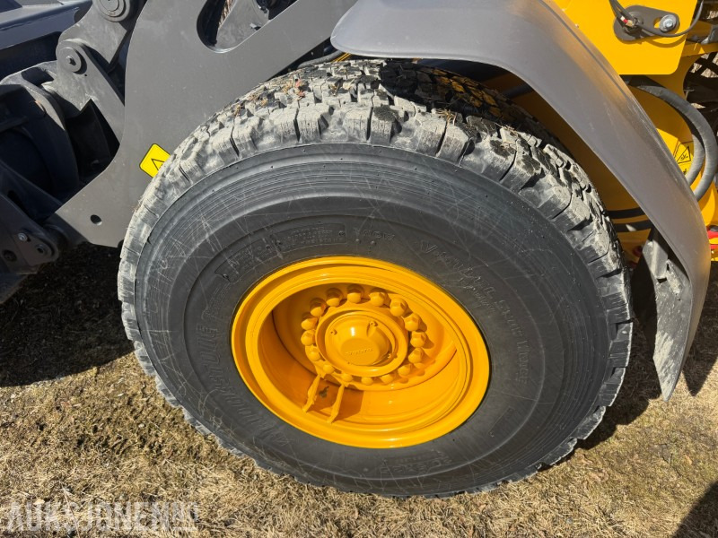 2024 Volvo L70H2 HJULLASTER MED SKUFFE, SETRALSMØRING, VEKT +++KUN 400 TIMER - Radlader: das Bild 5 2024 Volvo L70H2 HJULLASTER MED SKUFFE, SETRALSMØRING, VEKT +++KUN 400 TIMER - Radlader: das Bild 5