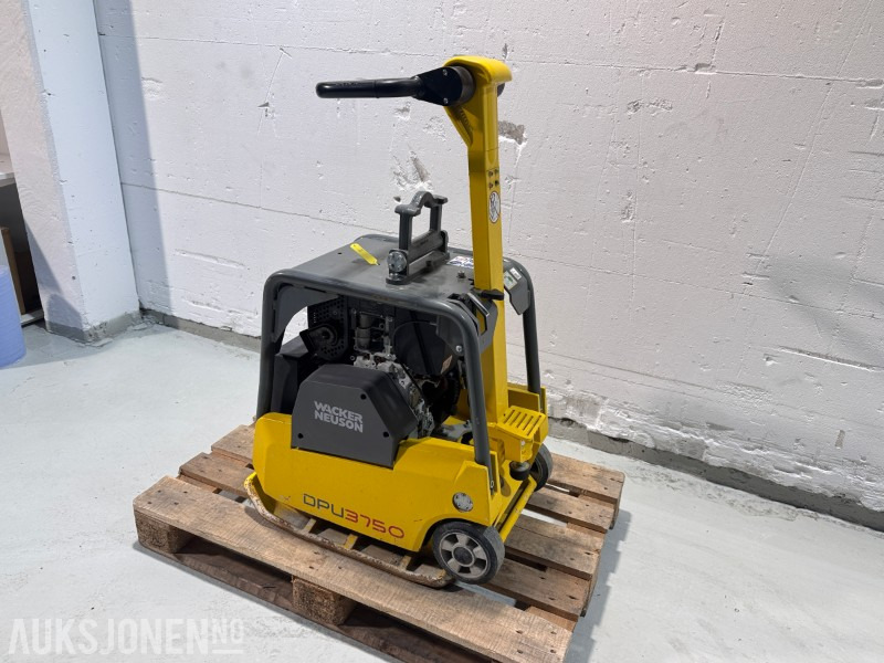 2024 Wacker Neuson DPU3750H – Reverserbar vibroplate for effektiv komprimering - Walzen: das Bild 3 2024 Wacker Neuson DPU3750H – Reverserbar vibroplate for effektiv komprimering - Walzen: das Bild 3