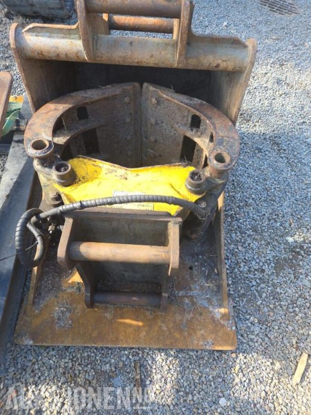 2009 ABS RF system AB Vinslov Rivningsgrip GRI05Riv - Anbauteil für Baumaschine: das Bild 2 2009 ABS RF system AB Vinslov Rivningsgrip GRI05Riv - Anbauteil für Baumaschine: das Bild 2