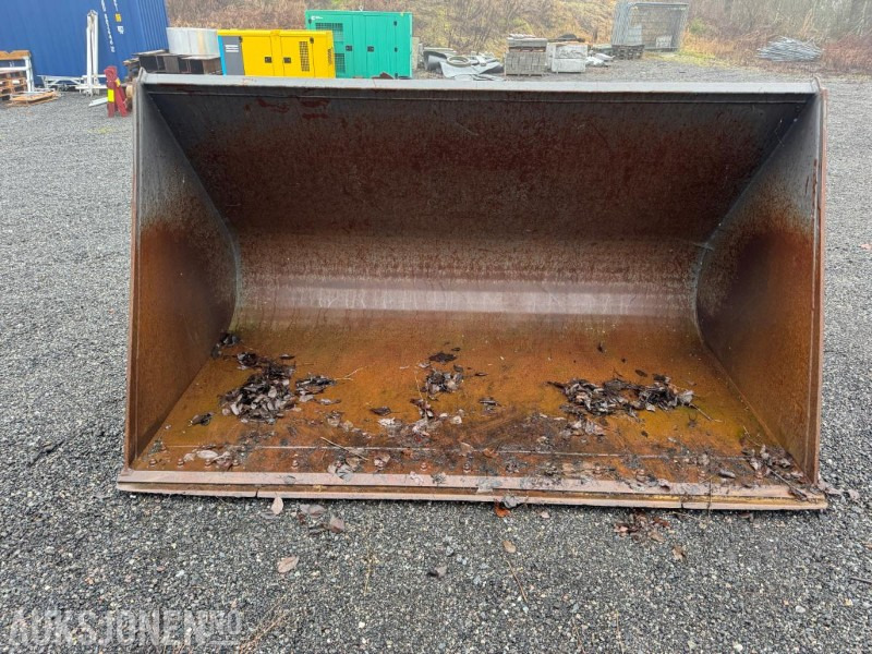 2015 Volvo SNØSKUFFE 3,1M³ – 255 CM BREDDE HJULLASTER - Anbauteil für Baumaschine: das Bild 1 2015 Volvo SNØSKUFFE 3,1M³ – 255 CM BREDDE HJULLASTER - Anbauteil für Baumaschine: das Bild 1