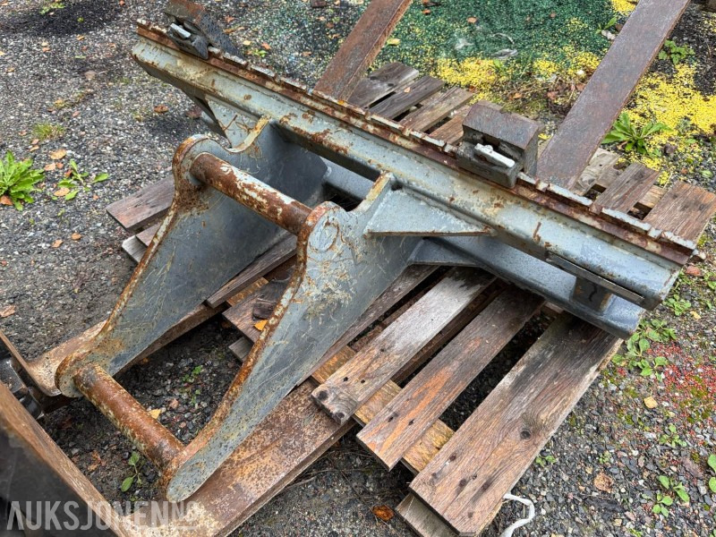 2016 SE pallegafler til gravemaskin / S50 - Anbauteil für Baumaschine: das Bild 4 2016 SE pallegafler til gravemaskin / S50 - Anbauteil für Baumaschine: das Bild 4