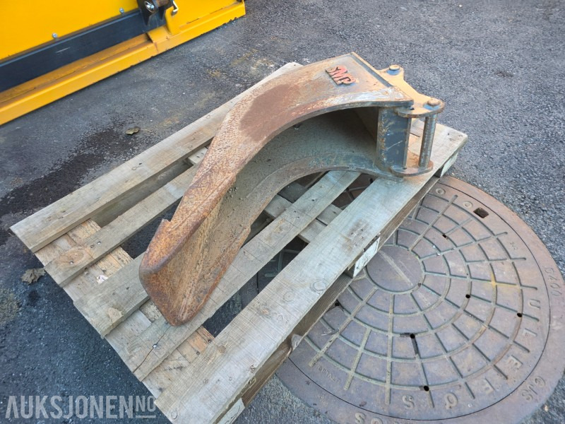 2017 SMP bredbandskuff 100L S30 feste - Anbauteil für Baumaschine: das Bild 3 2017 SMP bredbandskuff 100L S30 feste - Anbauteil für Baumaschine: das Bild 3
