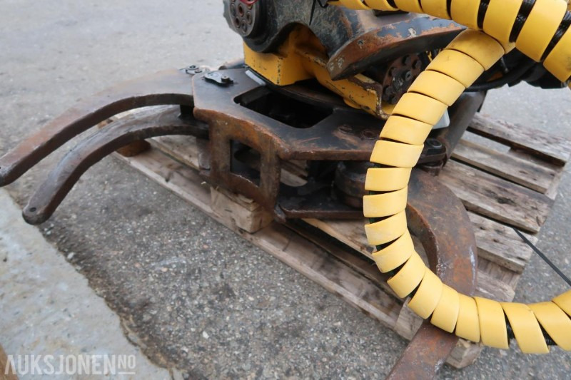 Engcon Tiltrotator med B20 feste - 2 slanger - låsekassett / klype - Anbauteil für Baumaschine: das Bild 4 Engcon Tiltrotator med B20 feste - 2 slanger - låsekassett / klype - Anbauteil für Baumaschine: das Bild 4