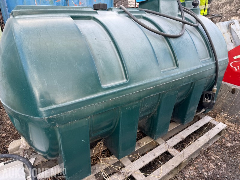Dieseltank 2500 liter med 230 volt pumpe - Baugeräte: das Bild 4 Dieseltank 2500 liter med 230 volt pumpe - Baugeräte: das Bild 4