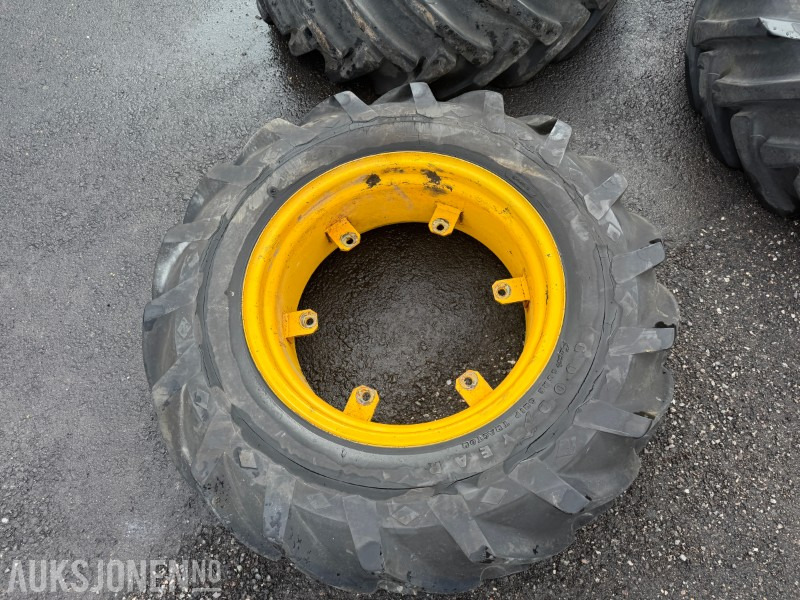 1 GoodYear 12.4-24 traktordekk med felg - Landmaschine: das Bild 2 1 GoodYear 12.4-24 traktordekk med felg - Landmaschine: das Bild 2