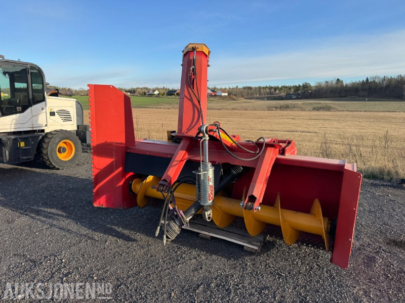 2017 Duun TF255 Totrinns snøfres / Hydraulisk tut / PTO-drift - Landmaschine: das Bild 3 2017 Duun TF255 Totrinns snøfres / Hydraulisk tut / PTO-drift - Landmaschine: das Bild 3