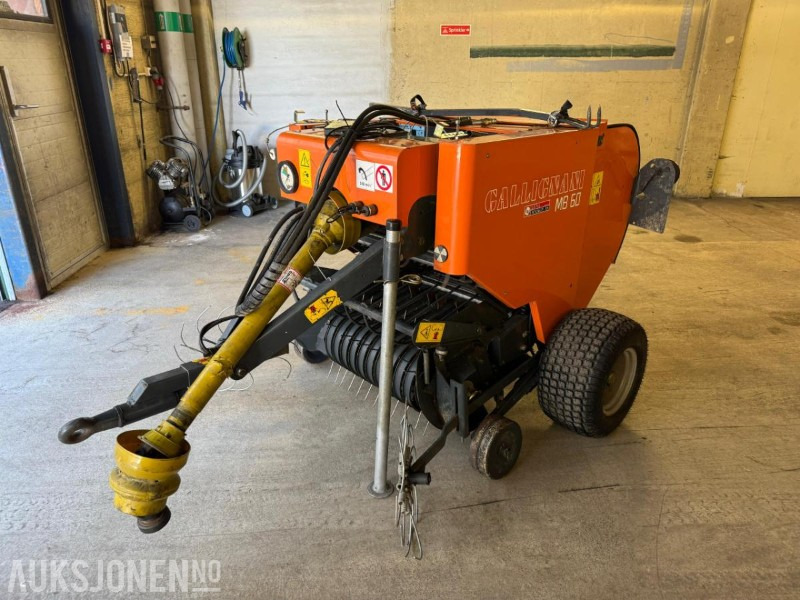 Gallignani MB 60 rundballepresse med plastpakker | PTO-aksel - Landmaschine: das Bild 1 Gallignani MB 60 rundballepresse med plastpakker | PTO-aksel - Landmaschine: das Bild 1