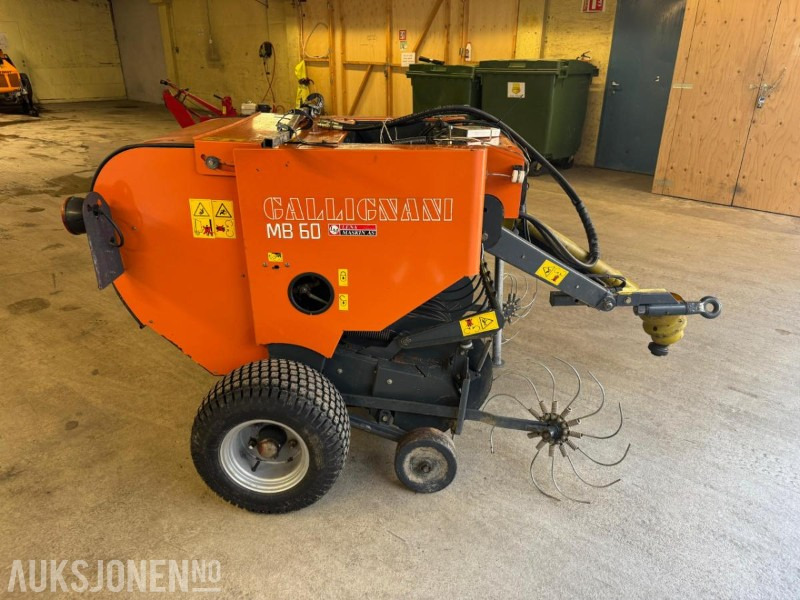 Gallignani MB 60 rundballepresse med plastpakker | PTO-aksel - Landmaschine: das Bild 4 Gallignani MB 60 rundballepresse med plastpakker | PTO-aksel - Landmaschine: das Bild 4