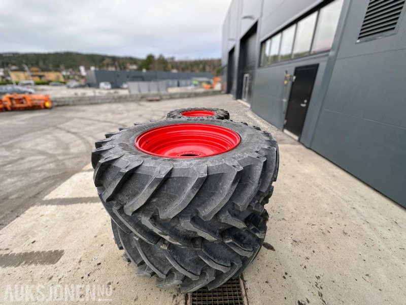 TRELLEBORG TM800 HJULSETT 650/65 R 42 + 540/65 R 30 - Landmaschine: das Bild 5 TRELLEBORG TM800 HJULSETT 650/65 R 42 + 540/65 R 30 - Landmaschine: das Bild 5