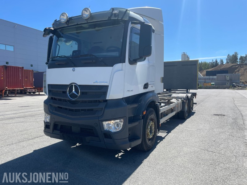 Mercedes-Benz Antos 2545 containerbil, baklem, euro 6, lav km - Containerwagen/ Wechselfahrgestell LKW: das Bild 1 Mercedes-Benz Antos 2545 containerbil, baklem, euro 6, lav km - Containerwagen/ Wechselfahrgestell LKW: das Bild 1