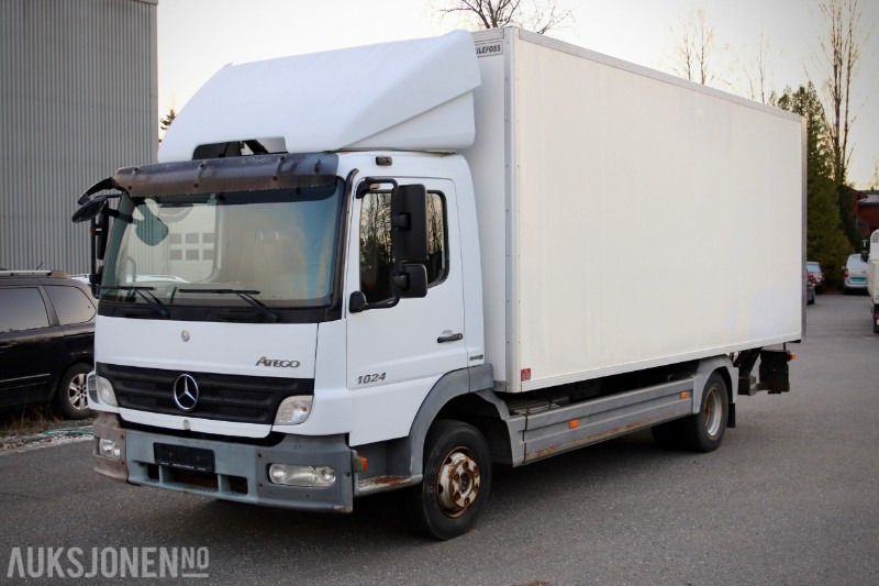 Mercedes-Benz Atego 1024 skapbil med løftelem – 6.2L / 238 hk – EU-godkjent til 20.10.2026 - Koffer LKW: das Bild 1 Mercedes-Benz Atego 1024 skapbil med løftelem – 6.2L / 238 hk – EU-godkjent til 20.10.2026 - Koffer LKW: das Bild 1