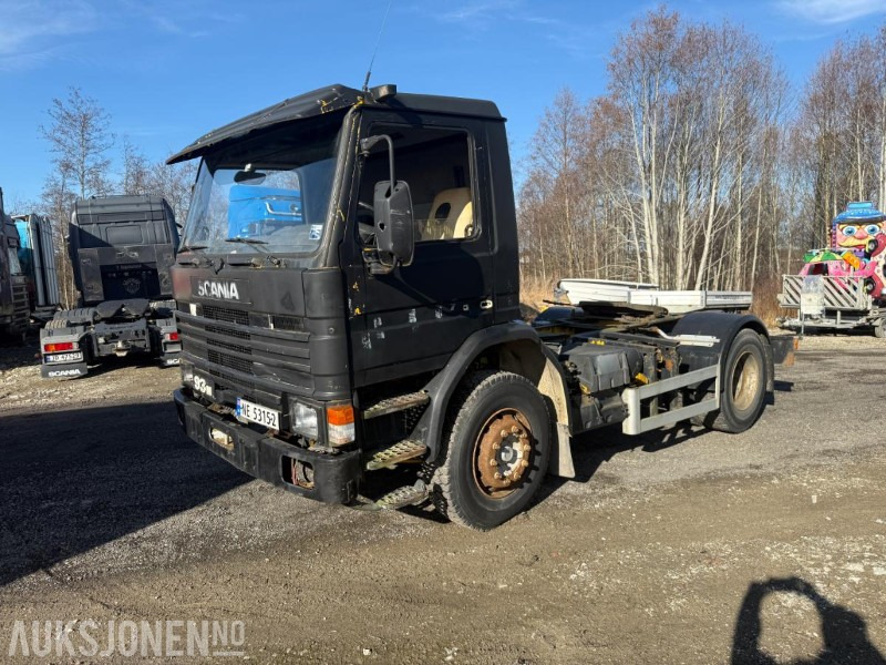 1990 Scania P93MLX2L23054Z trekkvogn - veteran. - Sattelzugmaschine: das Bild 1 1990 Scania P93MLX2L23054Z trekkvogn - veteran. - Sattelzugmaschine: das Bild 1