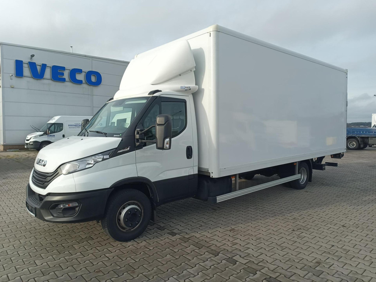 IVECO Daily 70C18A8/P - Koffer Transporter: das Bild 1 IVECO Daily 70C18A8/P - Koffer Transporter: das Bild 1